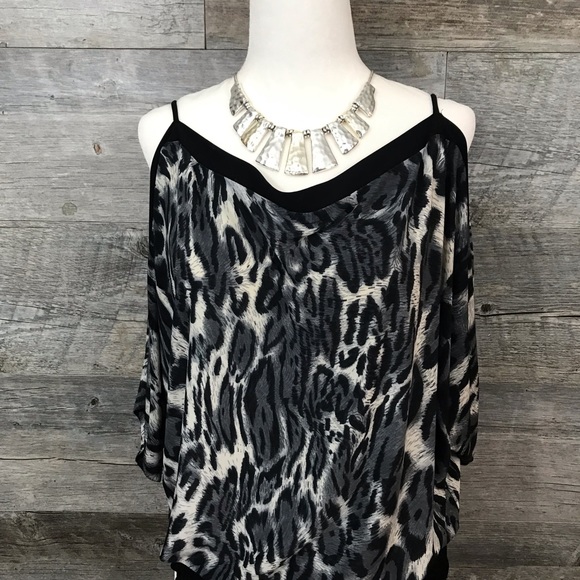 Cheetah Print Summer Blouse Medium - Picture 2 of 7